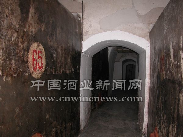 点击放大