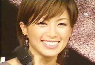 日媒曝酒井性冷淡靠吸毒才有感觉 疑似滥交