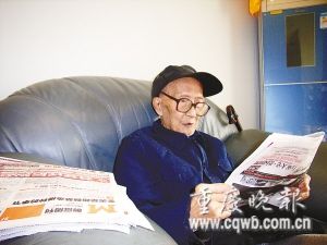 百岁老人每天三顿饮用自制水果酒(图)