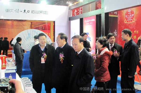 点击放大
