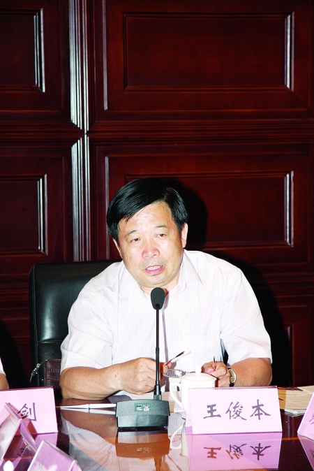 转变中的“机”与“策”