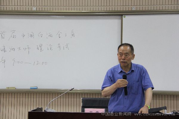 点击放大