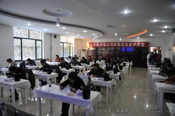 点击放大