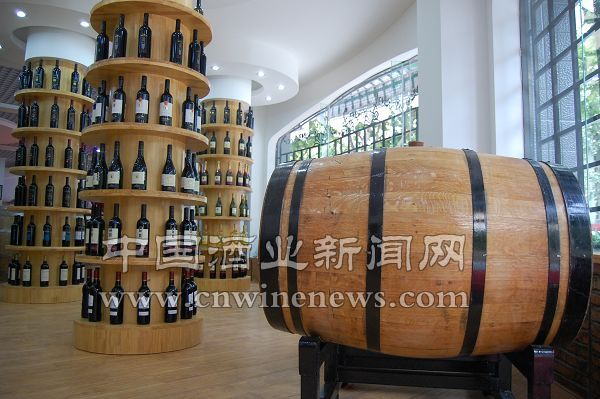 点击放大