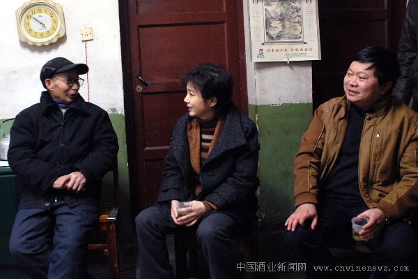 点击放大