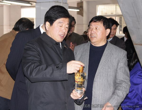 点击放大