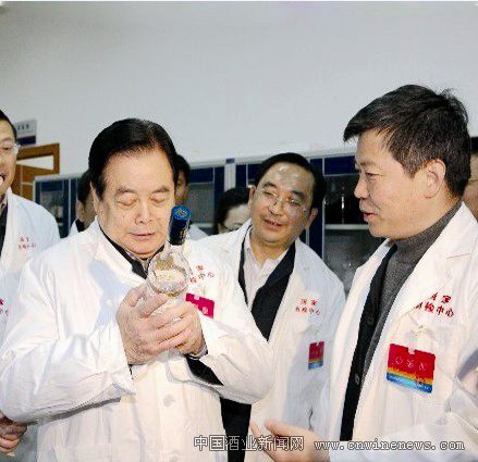 点击放大