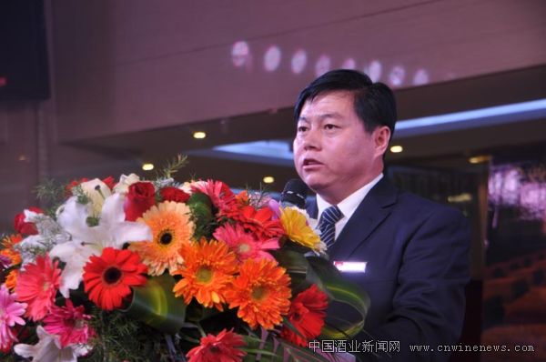 点击放大
