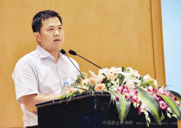 点击放大