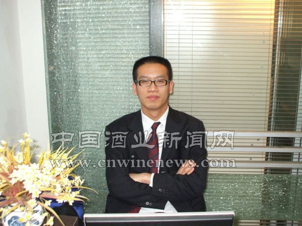 点击放大