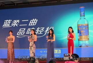 点击放大