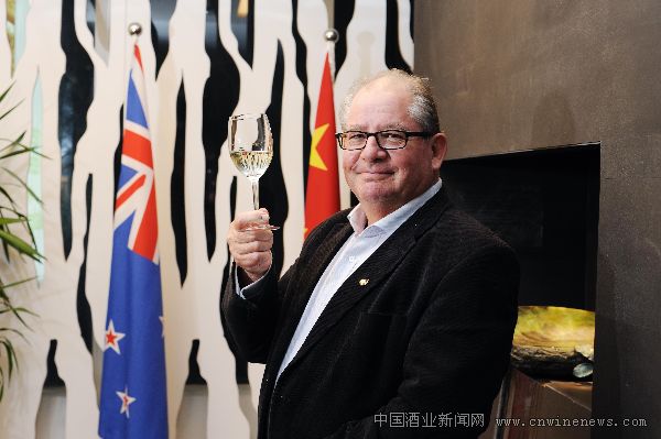 点击放大